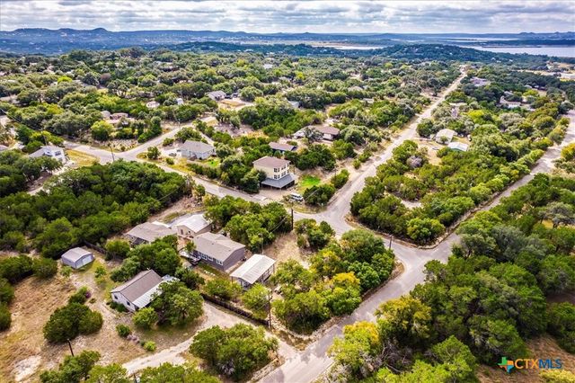 1007 Live Oak Drive, Canyon Lake, TX 78133