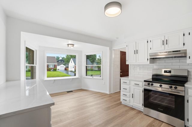 5607 Emerson Avenue, Worthington, OH 43085