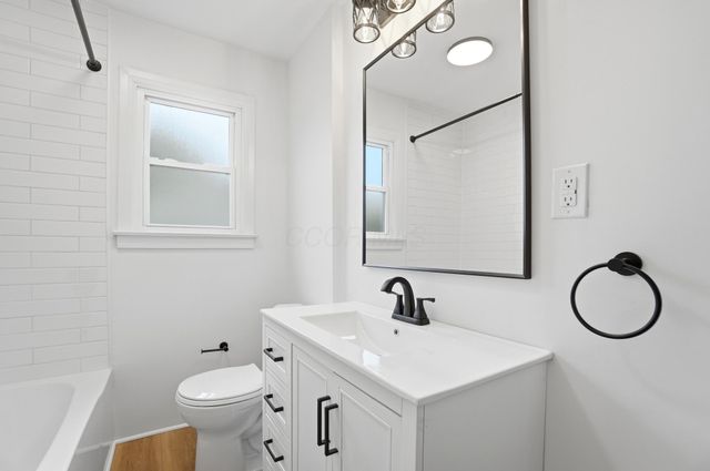 5607 Emerson Avenue, Worthington, OH 43085