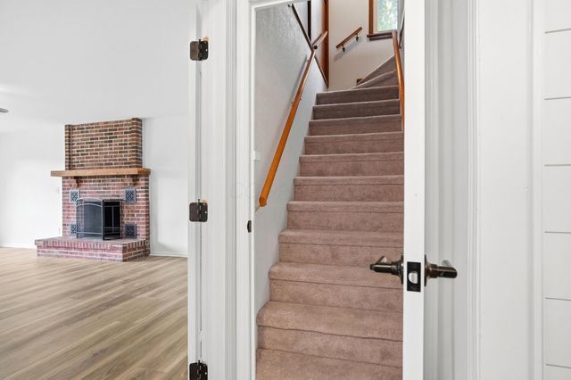 5607 Emerson Avenue, Worthington, OH 43085