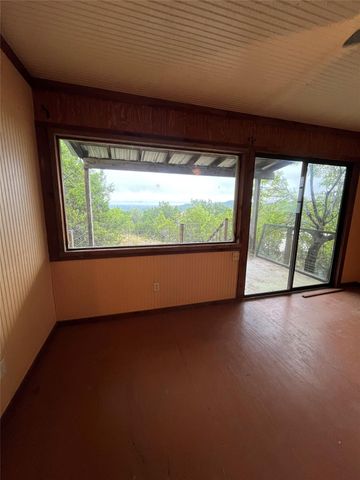 108 Oak Ridge, Dripping Springs, TX 78620