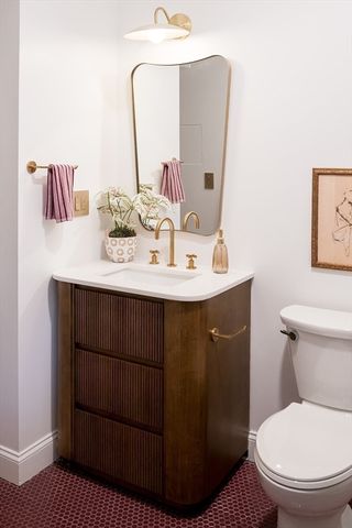7 Crombie St 10, Salem, MA 01970