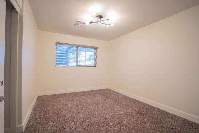 3625 N Hayden Road, Scottsdale, AZ 85251