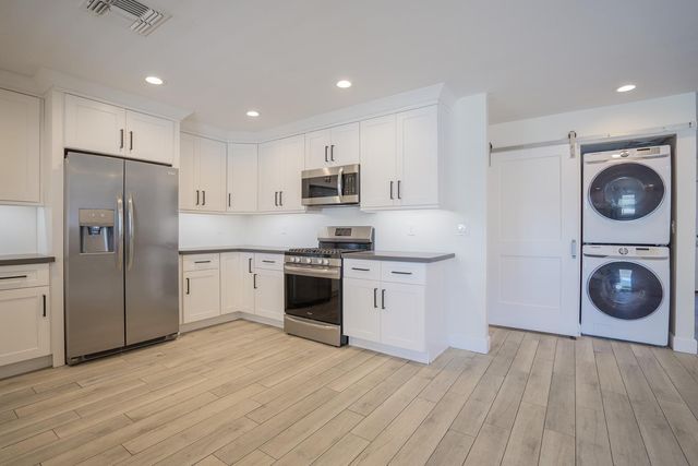 3625 N Hayden Road, Scottsdale, AZ 85251