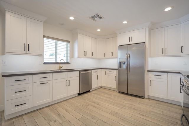 3625 N Hayden Road, Scottsdale, AZ 85251