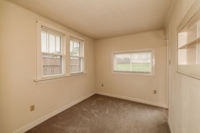947 Mason Avenue, Aurora, IL 60506