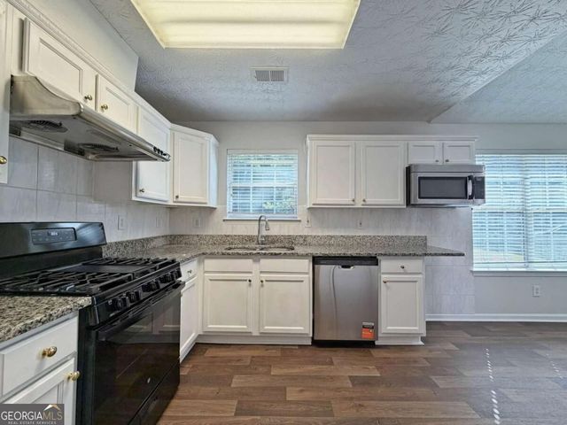 119 Barrington Parkway, Stockbridge, GA 30281