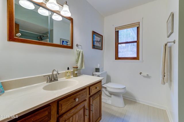 270 Schodack Drive, Schodack, NY 12033