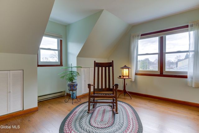270 Schodack Drive, Schodack, NY 12033
