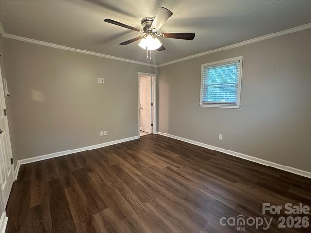 1807 Forest Hills Park SW, Lenoir, NC 28645