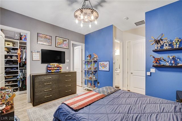 9136 Granite Knoll Ct, Las Vegas, NV 89129