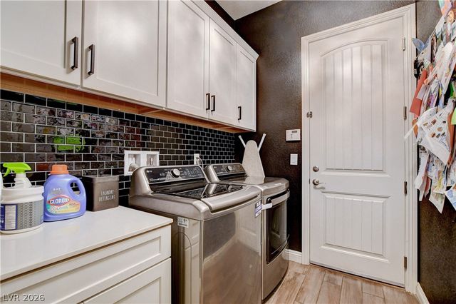 9136 Granite Knoll Ct, Las Vegas, NV 89129