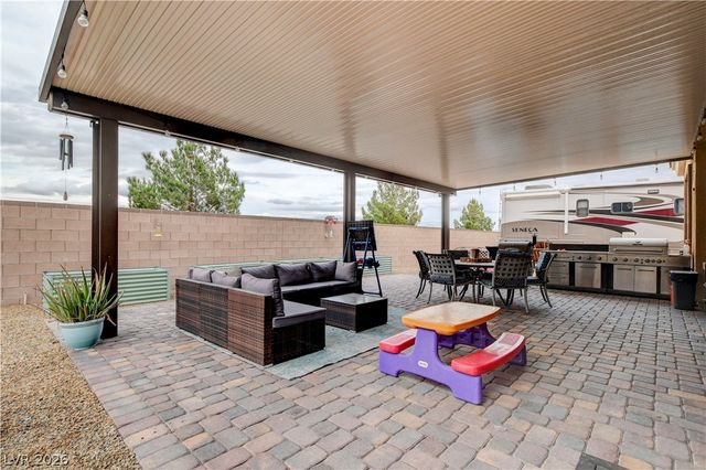 9136 Granite Knoll Ct, Las Vegas, NV 89129