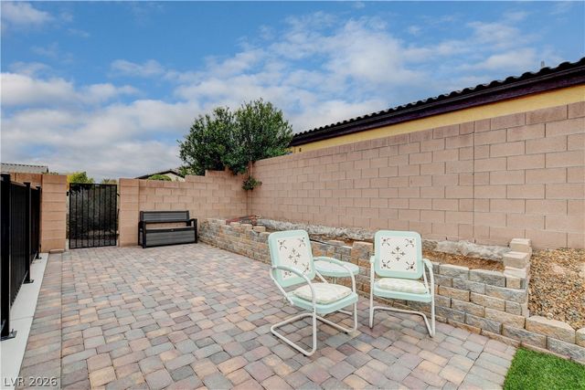 9136 Granite Knoll Ct, Las Vegas, NV 89129