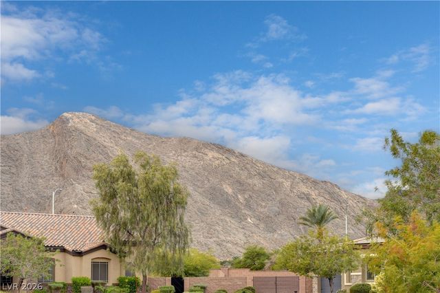 9136 Granite Knoll Ct, Las Vegas, NV 89129