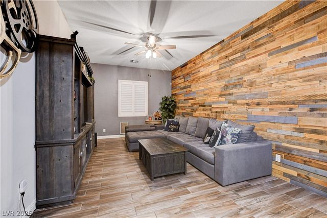 9136 Granite Knoll Ct, Las Vegas, NV 89129