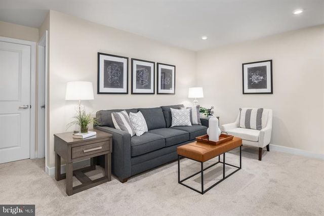 48 RAIL YARD DR, Enola, PA 17025