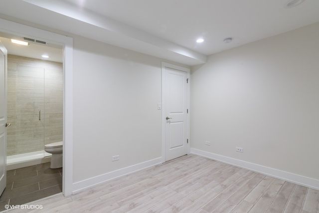 1914 W Crystal Street GF, Chicago, IL 60622