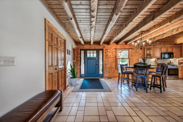 8723 N 96th Avenue, Pentwater Twp, MI 49449