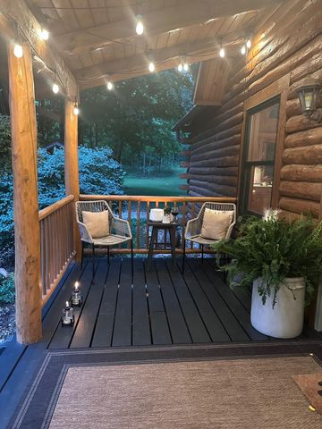 8723 N 96th Avenue, Pentwater Twp, MI 49449