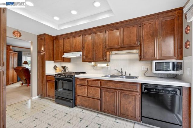 26589 26589 Colette St, Hayward, CA 94544