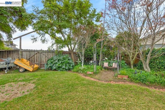 26589 26589 Colette St, Hayward, CA 94544