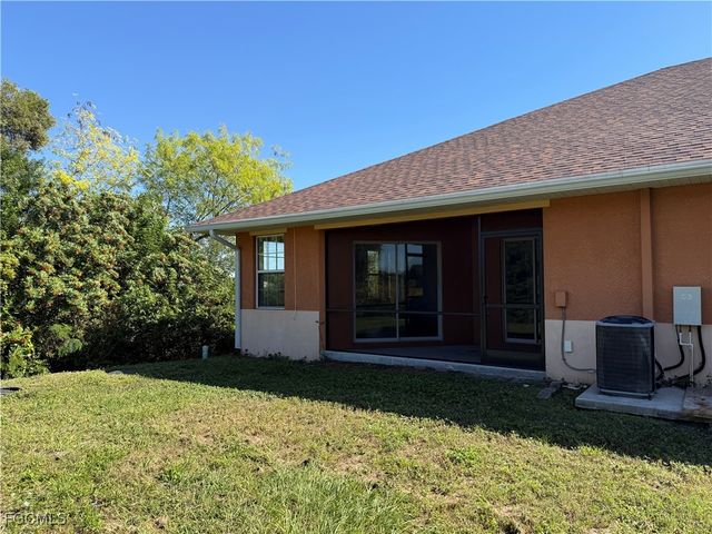 633 Alabama RD S 635, Lehigh Acres, FL 33974