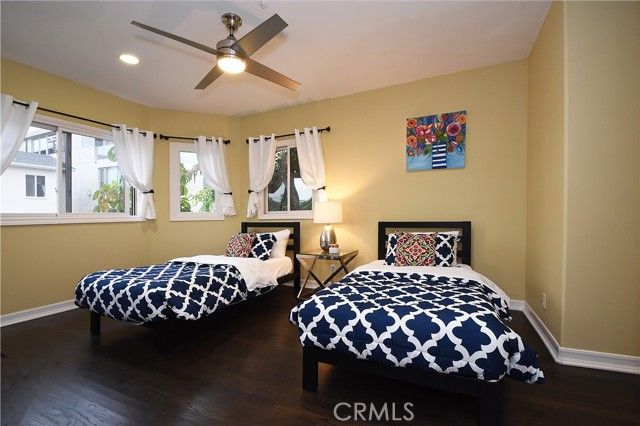 300 16th Street, Manhattan Beach, CA 90266