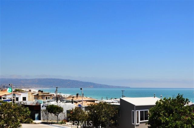300 16th Street, Manhattan Beach, CA 90266