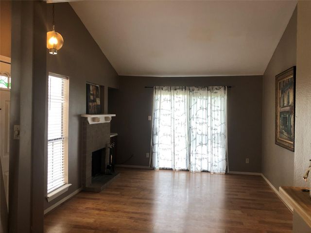 3500 Tangle Brush 86, The Woodlands, TX 77381