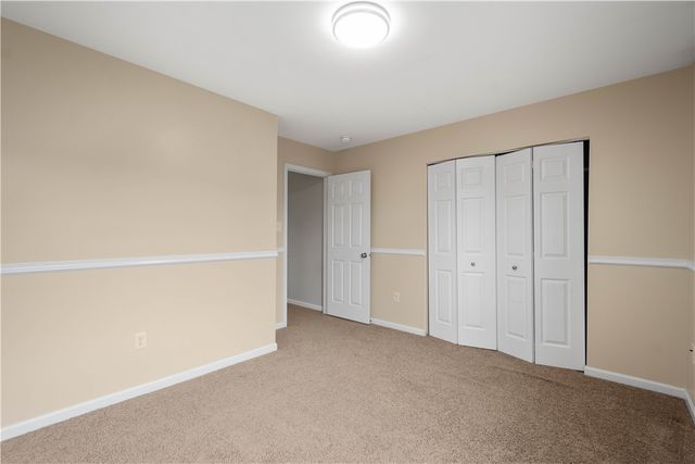 6042 Middlefield Dr, South Fayette, PA 15057