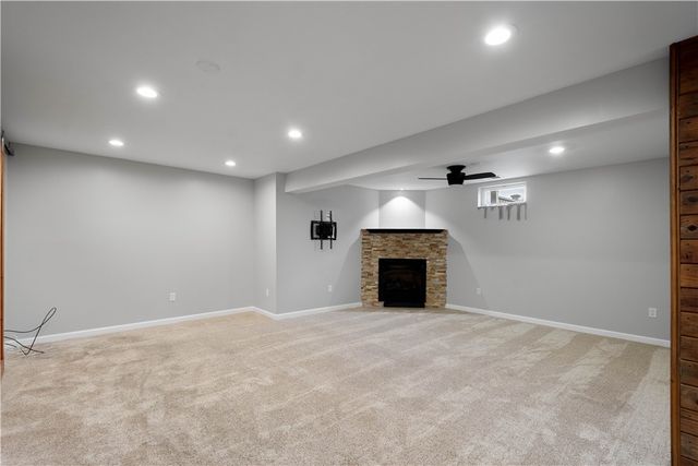 6042 Middlefield Dr, South Fayette, PA 15057