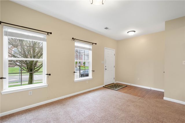 6042 Middlefield Dr, South Fayette, PA 15057