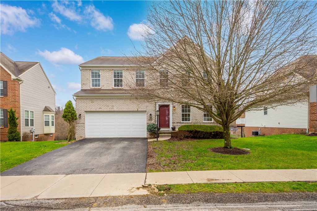 6042 Middlefield Dr, South Fayette, PA 15057