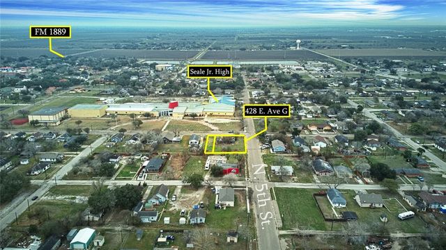 428 E Avenue G, Robstown, TX 78380