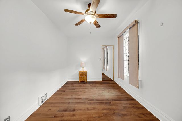 7644 S Lafayette Avenue, Chicago, IL 60620