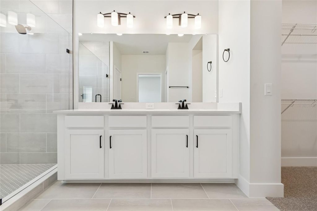 Image 23 of property listing at 11722 FULL MOON LOOP, Parrish, FL 34219