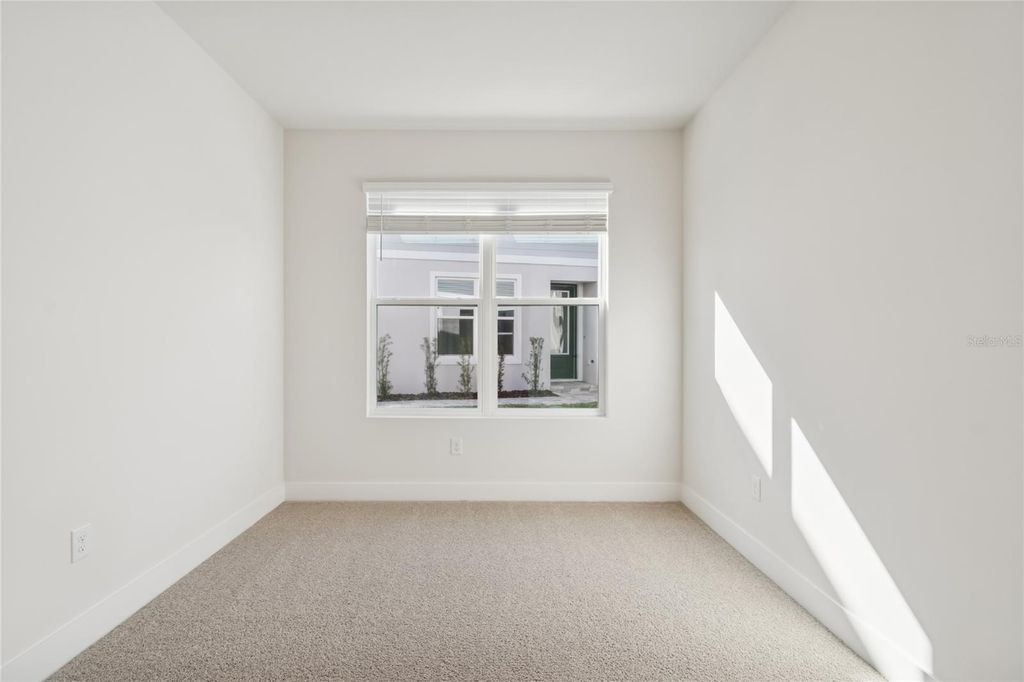 Image 36 of property listing at 11722 FULL MOON LOOP, Parrish, FL 34219