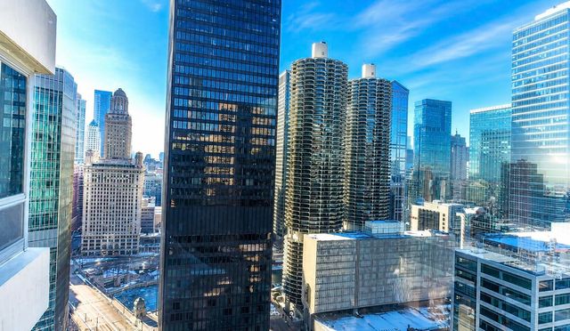 440 N WABASH Avenue 3703, Chicago, IL 60611