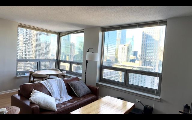 440 N WABASH Avenue 3703, Chicago, IL 60611
