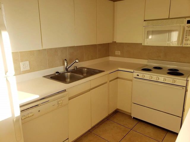 440 N WABASH Avenue 3703, Chicago, IL 60611