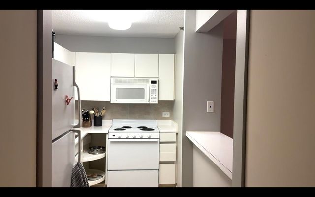 440 N WABASH Avenue 3703, Chicago, IL 60611