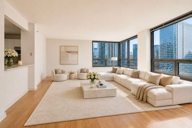 440 N WABASH Avenue 3703, Chicago, IL 60611
