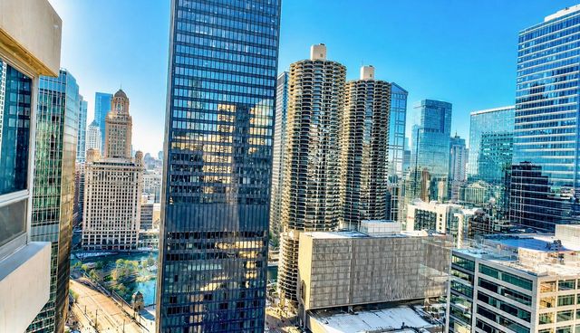 440 N WABASH Avenue 3703, Chicago, IL 60611