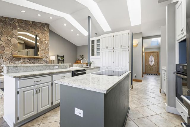 4288 Bass Street SE, Prior Lake, MN 55372