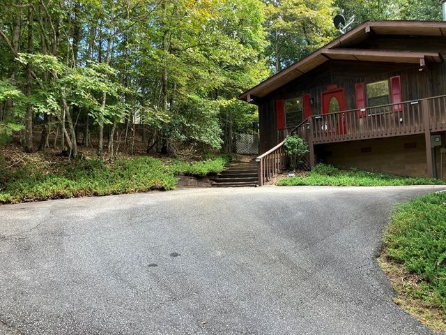 70 Lovers Leap Drive, Murphy, NC 28906