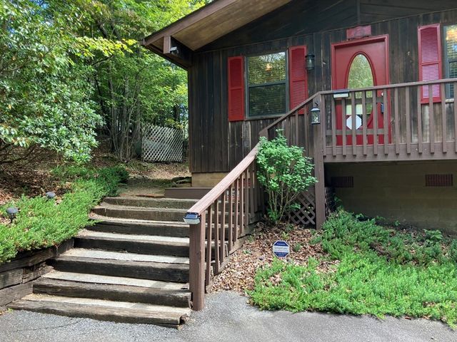 70 Lovers Leap Drive, Murphy, NC 28906