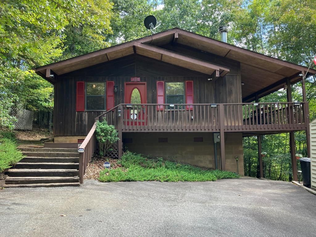 70 Lovers Leap Drive, Murphy, NC 28906