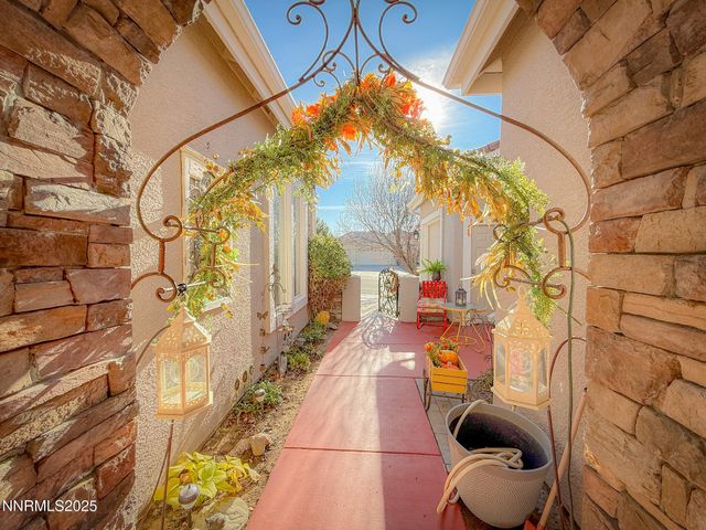 7657 Bareback Drive, Sparks, NV 89436