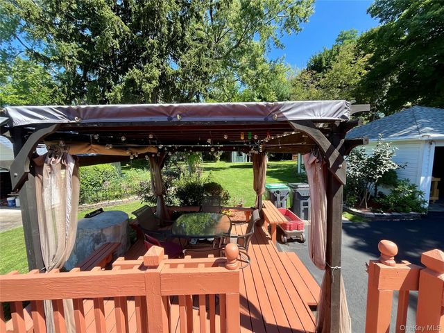 11 Rose Place, Central Valley, NY 10917